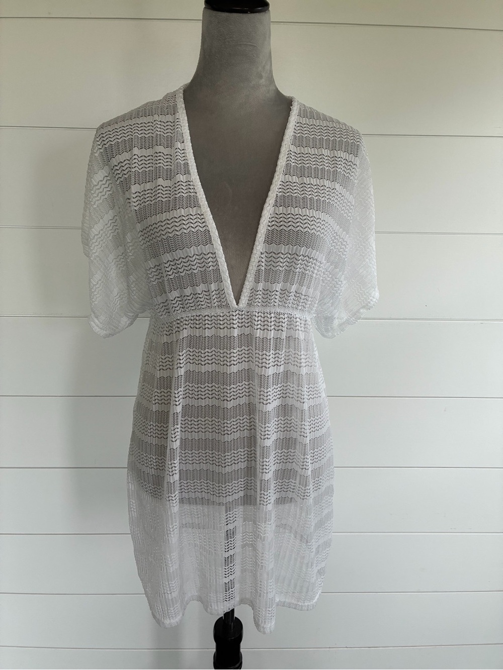 Jordan Taylor White Crochet Sheer Swim Cover up Sz L NWT/0259